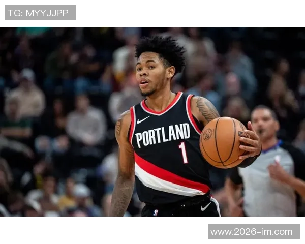 安芬尼西蒙斯表现出色16投10中砍下23分助球队迎战困难局面 安芬尼西蒙斯表现出色16投10中砍下23分助球队迎战困难局面