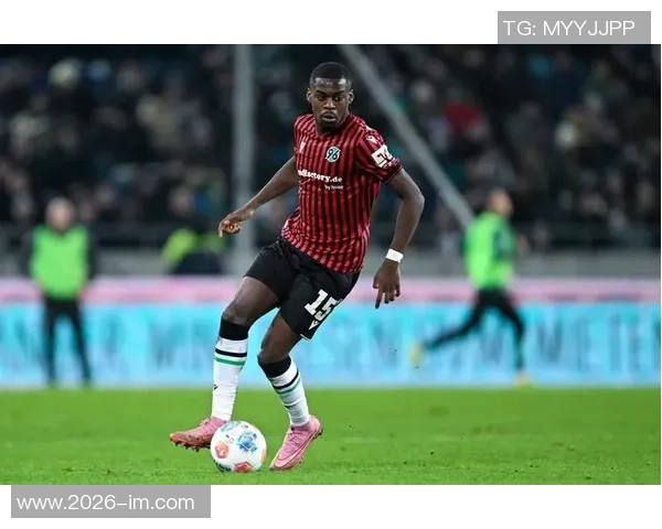 拜仁签下17岁厄瓜多尔小将奥拉亚计划外租发展潜力